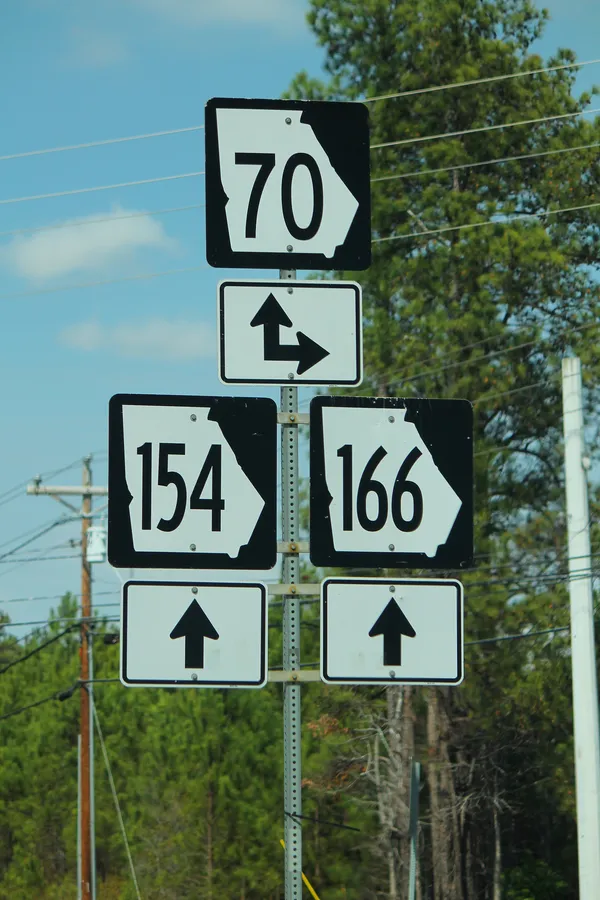 One dead after high-speed chain-reaction crash ends in head-on collision on Campbellton Road in Atlanta