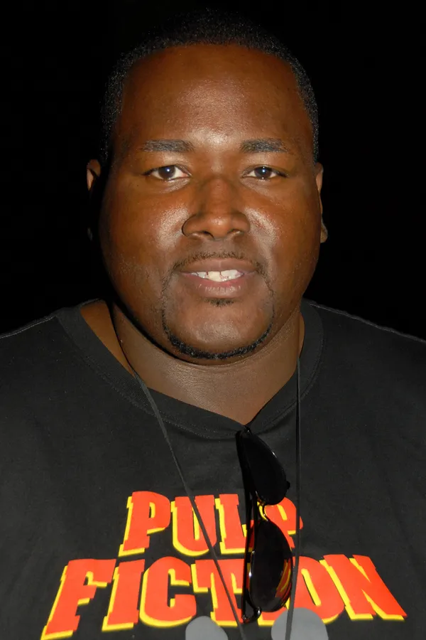 Quinton Aaron, who played Michael Oher in ‘The Blind Side,’ hospitalized on life support in Atlanta