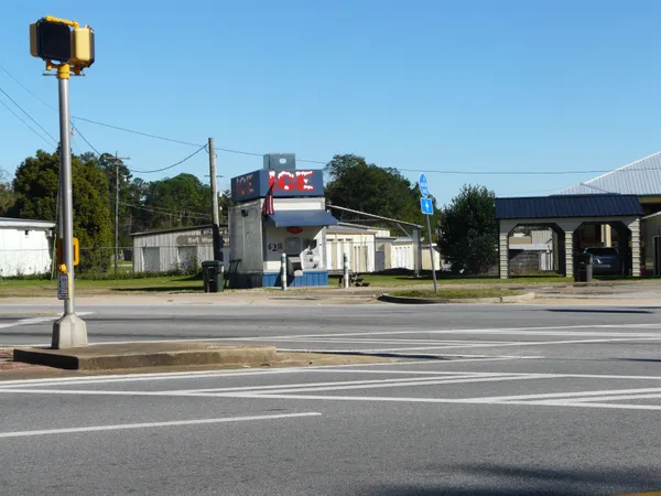 Georgia school districts cancel classes, shift online, or delay starts Tuesday amid lingering ice, outages